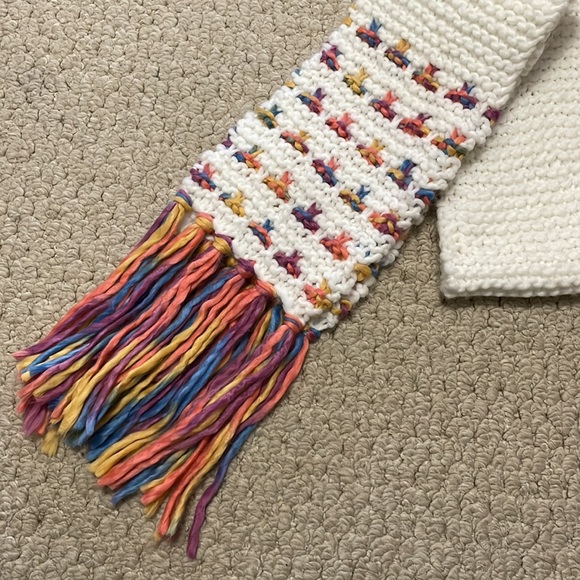 ANNE KLEIN NWT white/cream purple blue orange yellow scarf with fringe new - Picture 4 of 9